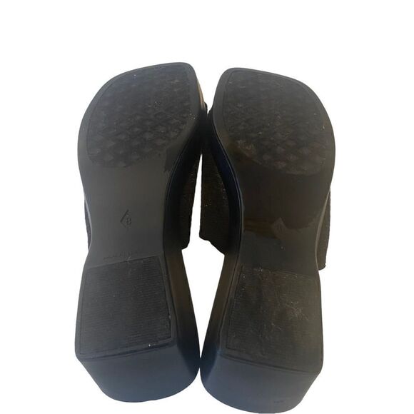 Aerosoles Black Rubber Heel Slip-On Clogs in Ladies Size 8 - Picture 7 of 7